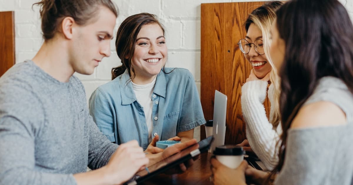 How to Split Expenses with Friends: A Complete Guide